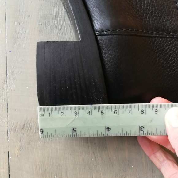 Authentic Gucci Boots - Picture 7 of 13